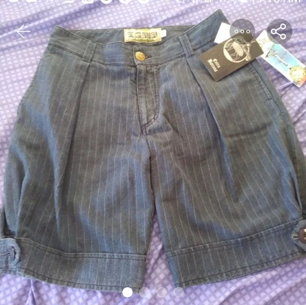 L.A.M.B Short